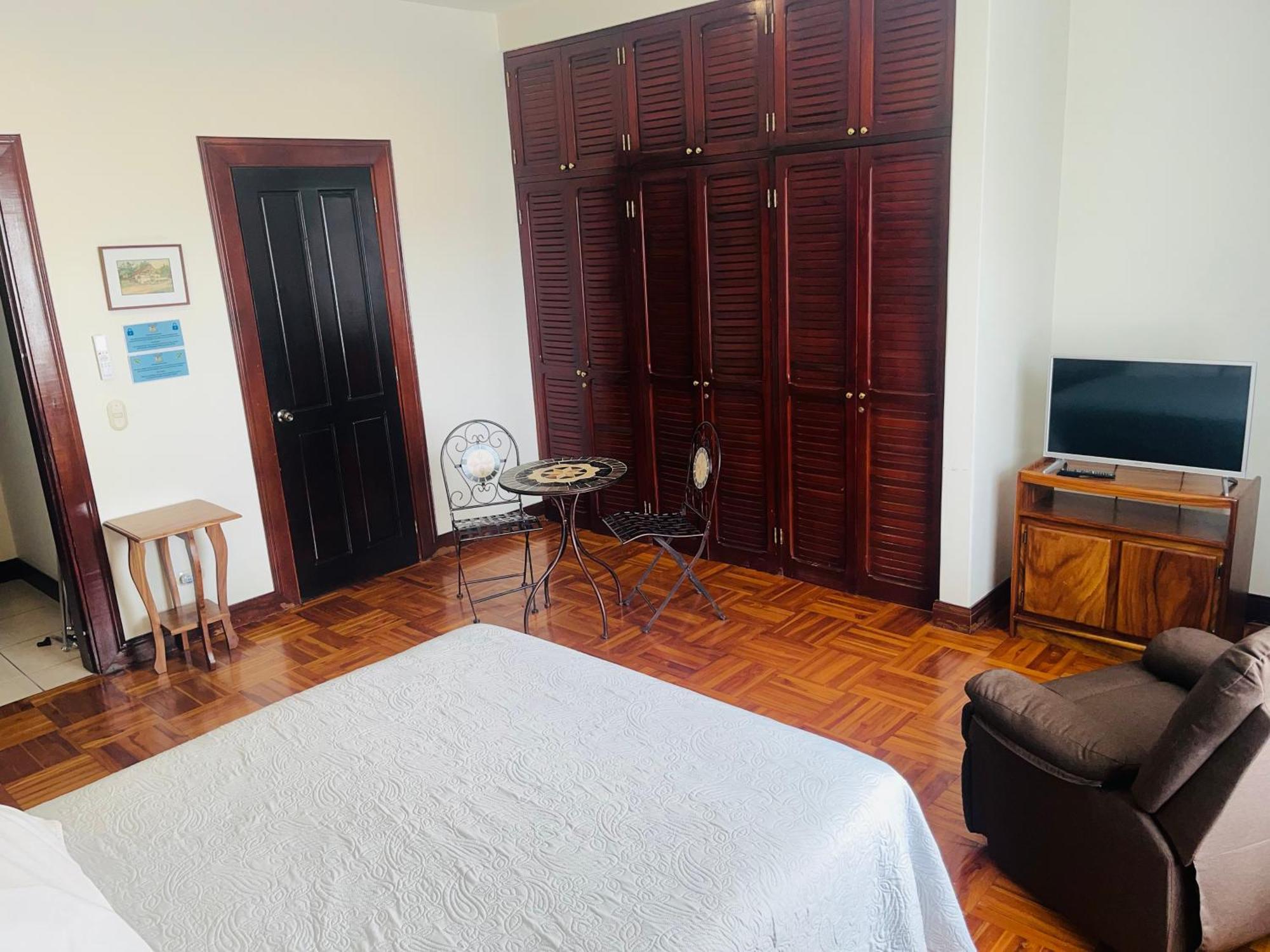 Ester'S Place Escazú 外观 照片